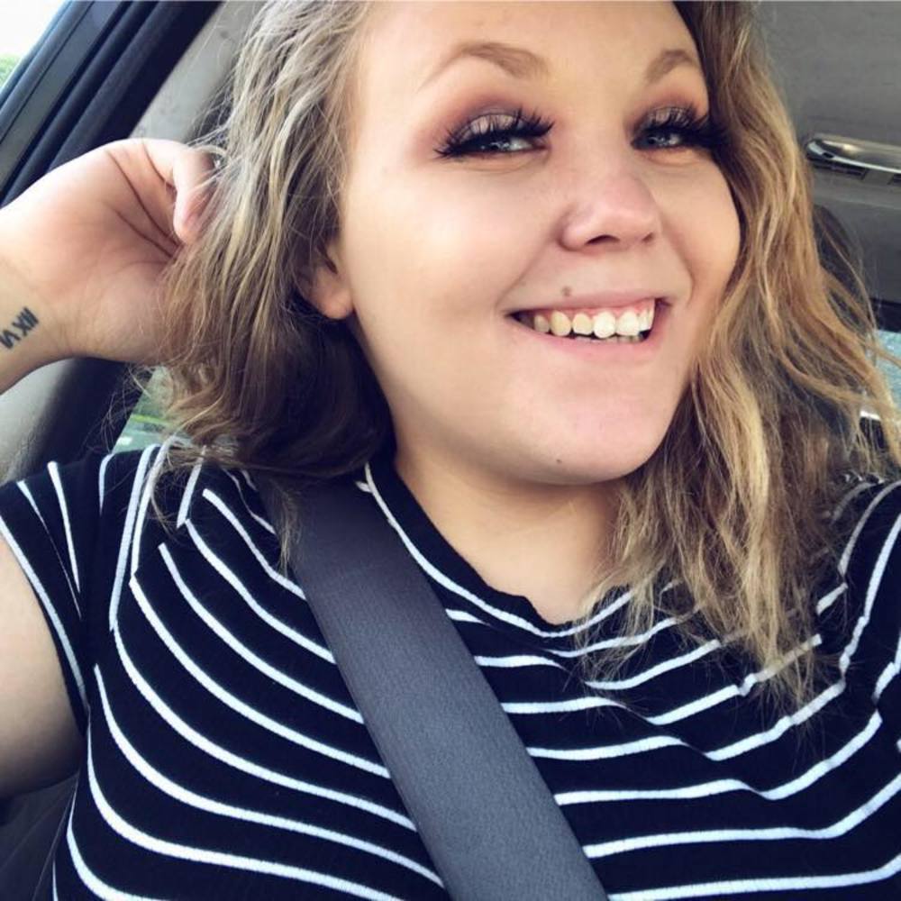 Meet your Posher, Kelsie